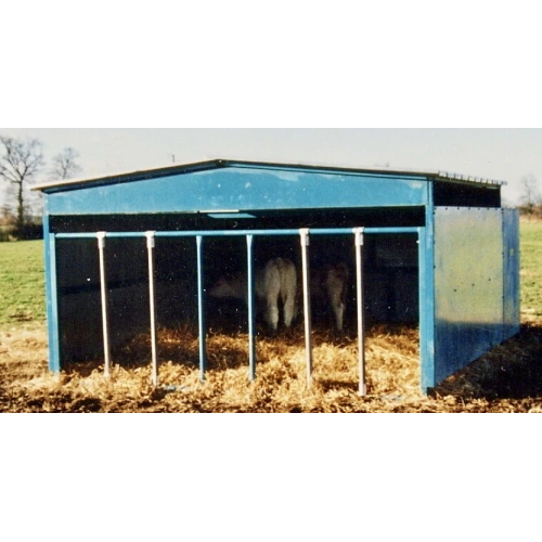 nourrisseur à veaux simple 3m avec parc + abris 12m2